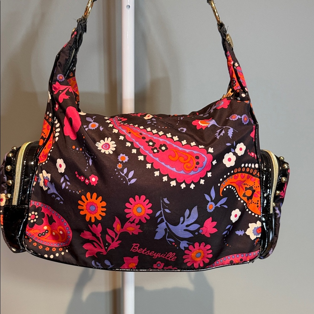 Betsyville Floral Paisley Shoulder Bag - Black and Pink - Picture 6 of 13